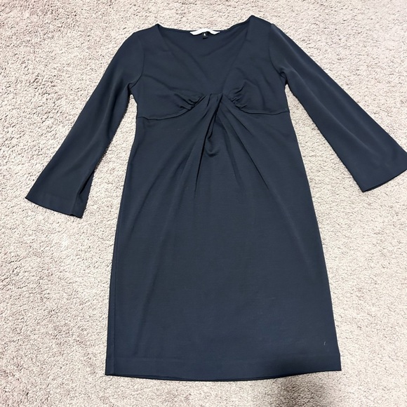 Diane Von Furstenberg Dresses & Skirts - Diane  VonFurstenburg Famine Dainty Women’s Black Dress
Size 4